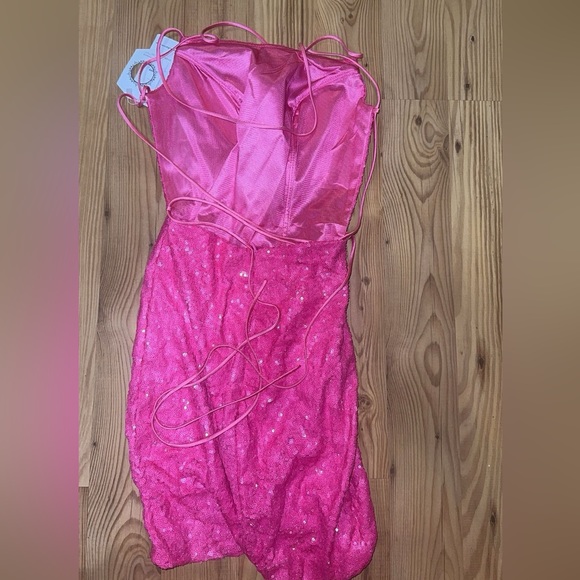 hot pink dress - Picture 3 of 5